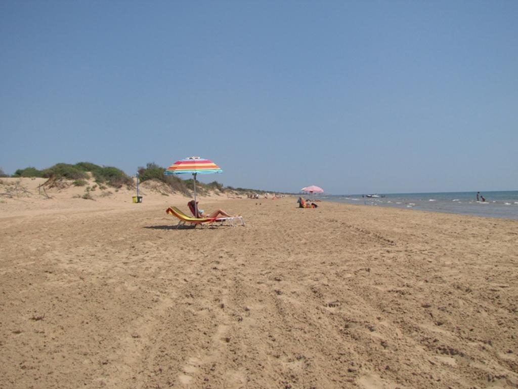 Residence Del Mare Casesicule سانتا ماريا ديل فوكالو الغرفة الصورة