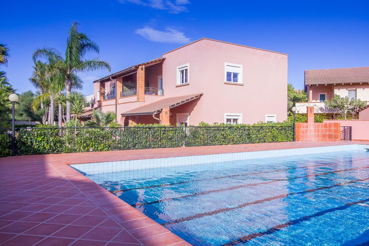 Residence Del Mare Casesicule سانتا ماريا ديل فوكالو المظهر الخارجي الصورة