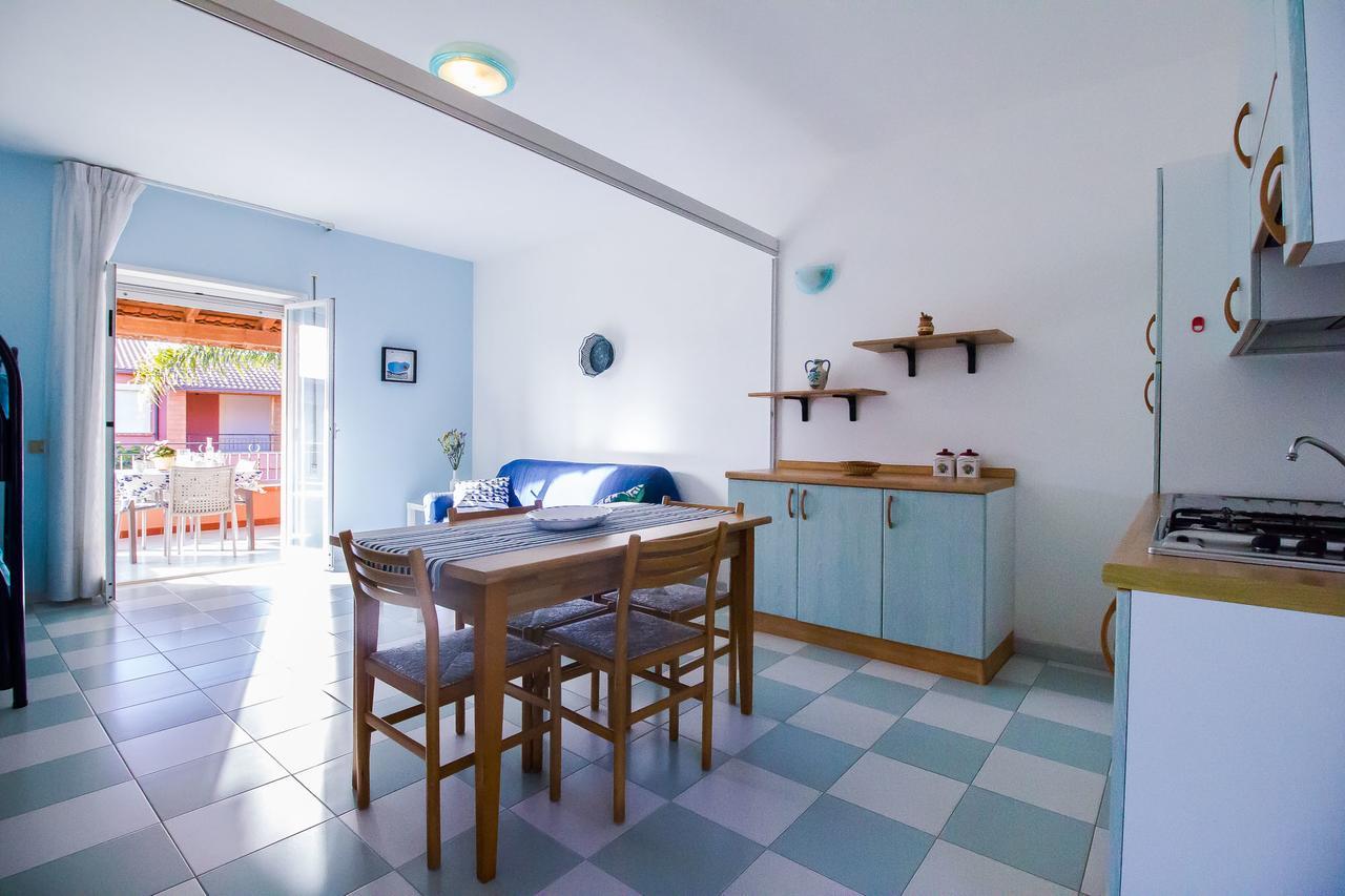 Residence Del Mare Casesicule سانتا ماريا ديل فوكالو المظهر الخارجي الصورة