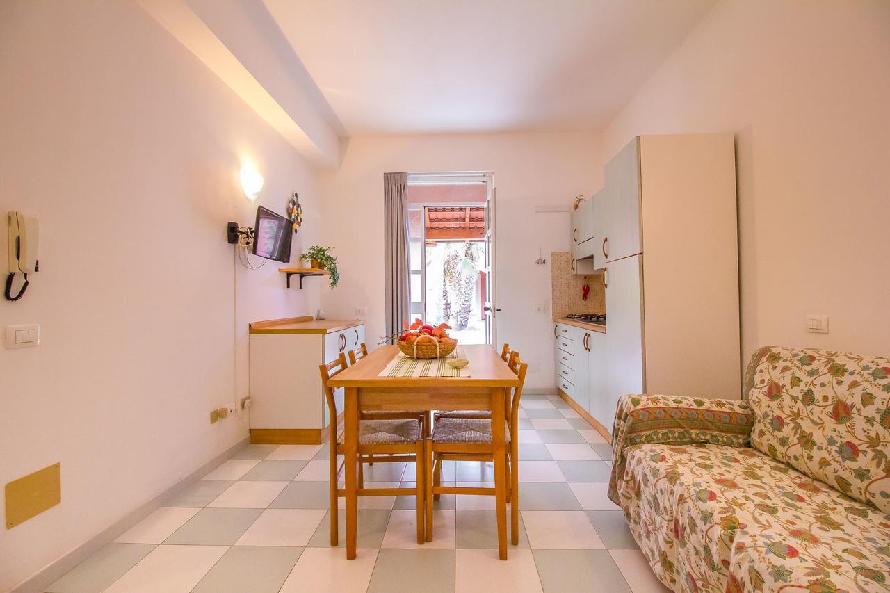 Residence Del Mare Casesicule سانتا ماريا ديل فوكالو المظهر الخارجي الصورة